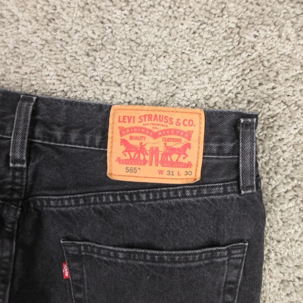 Levis Jeans Mens 31x30 Black 565 Loose Straight Baggy Washed Zip Fly Denim Pants